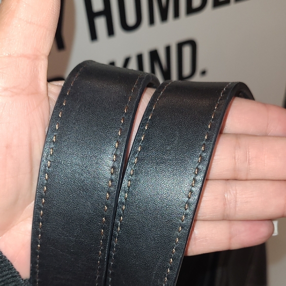 UGG Black Leather Women's Bag - Picture 9 of 14